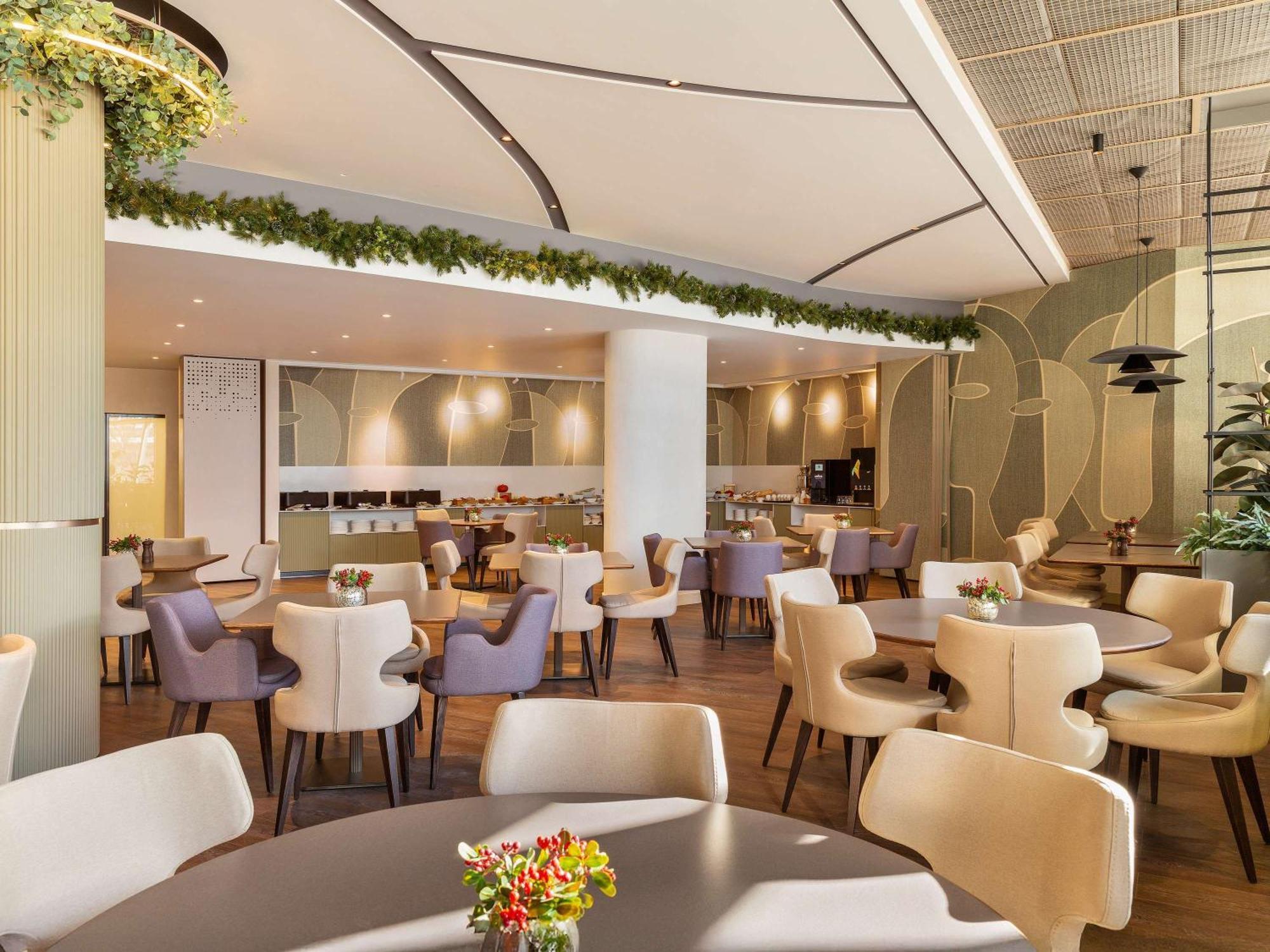 Mercure Sofia City Экстерьер фото